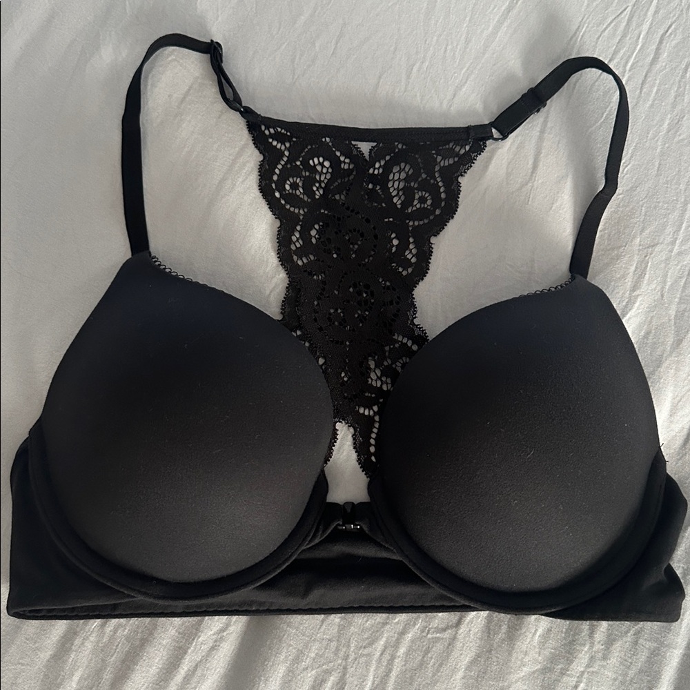 Victoria’s Secret push up bra/lace racer back w/ front closure 34C